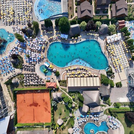 S Club Resort Hotel Aqua Park And Spa Belgrade Exterior photo