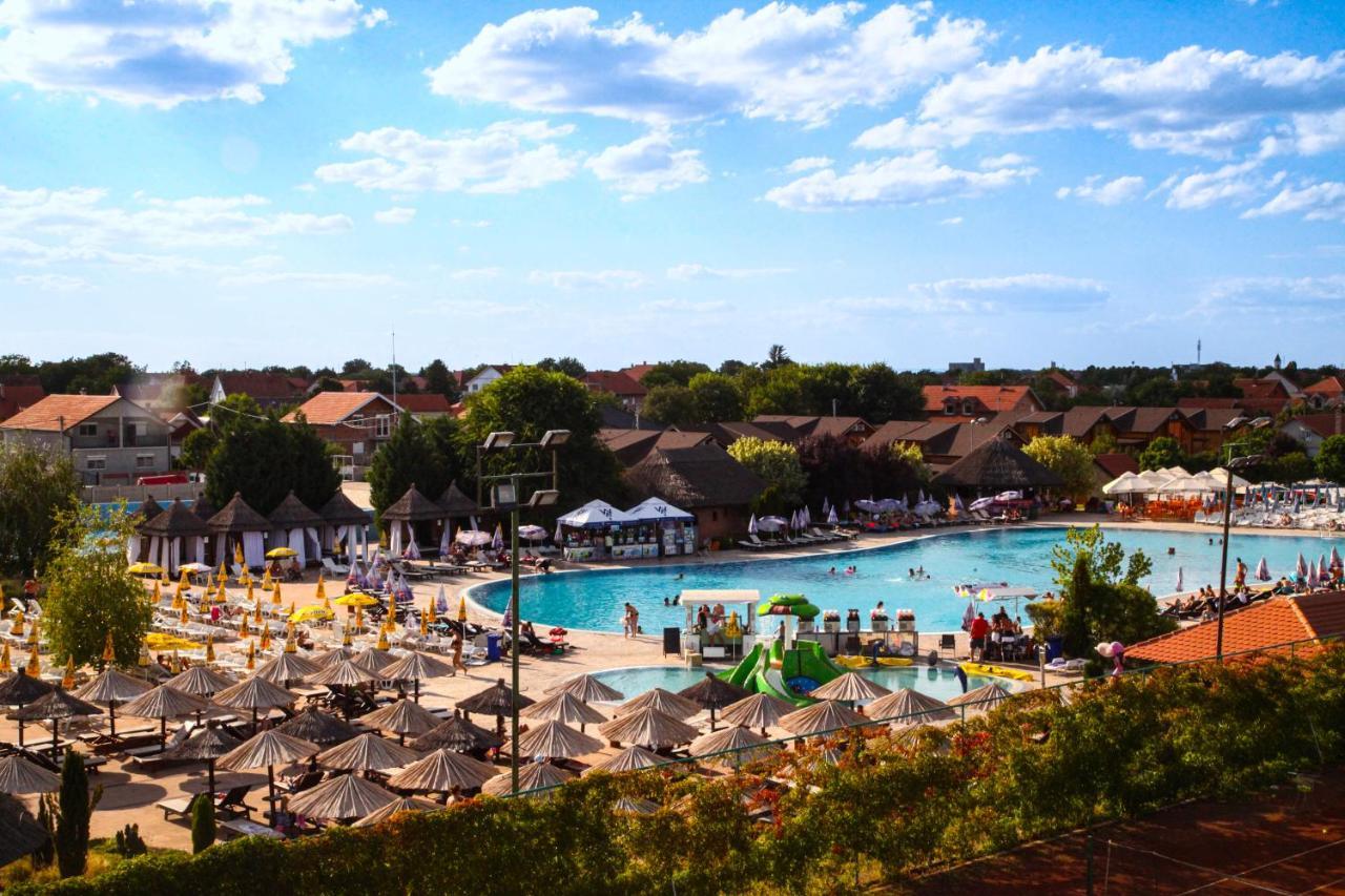 S Club Resort Hotel Aqua Park And Spa Belgrade Exterior photo