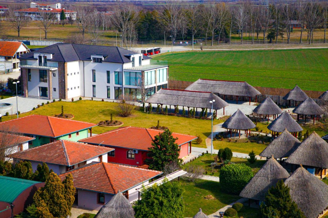 S Club Resort Hotel Aqua Park And Spa Belgrade Exterior photo