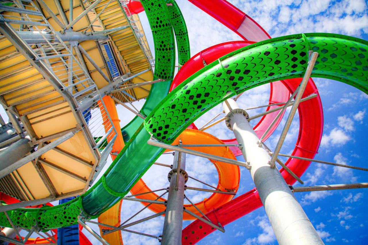 S Club Resort Hotel Aqua Park And Spa Belgrade Exterior photo