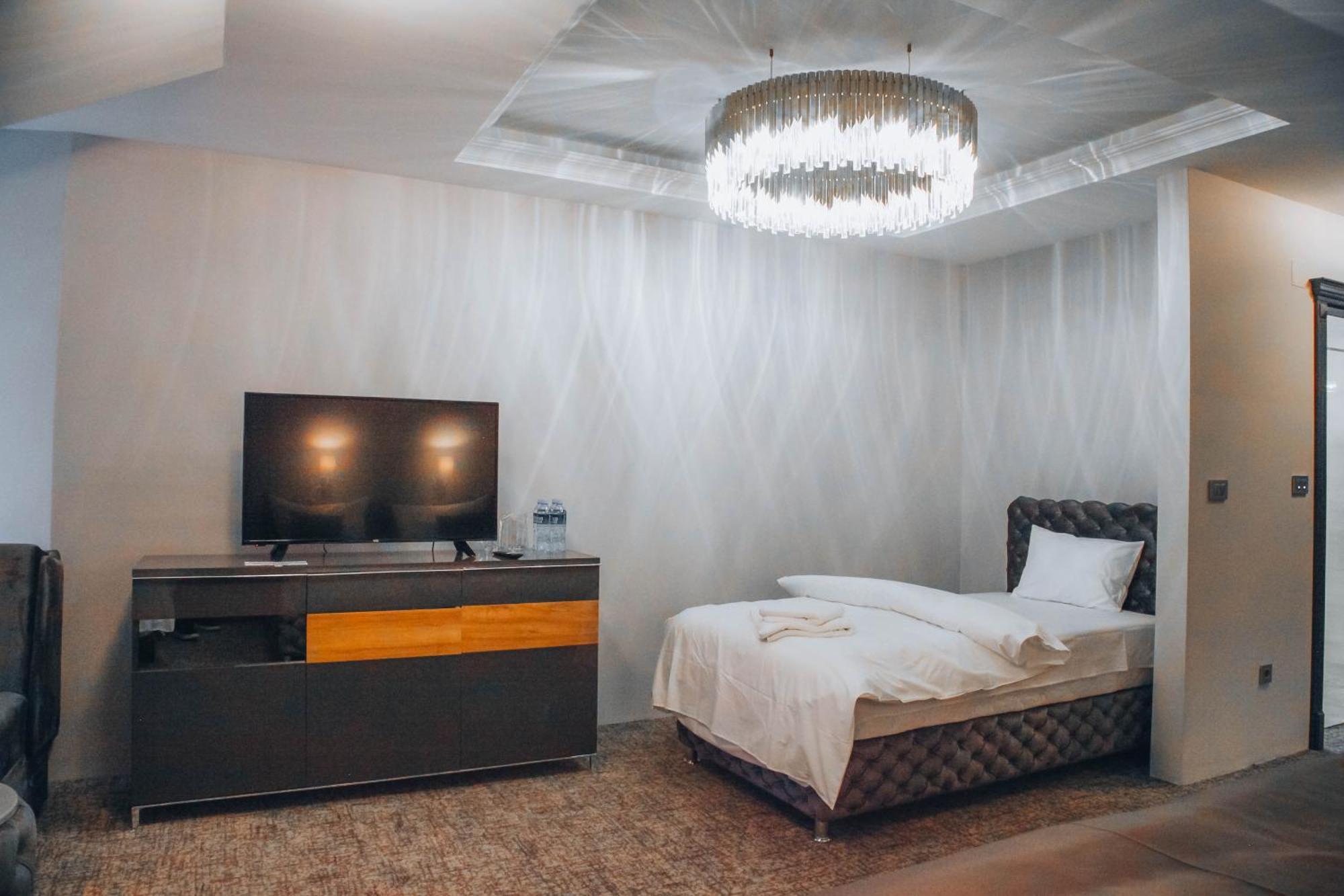 S Club Resort Hotel Aqua Park And Spa Belgrade Room photo